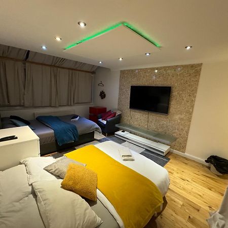 Cozy Rooms Near Central Londen Buitenkant foto