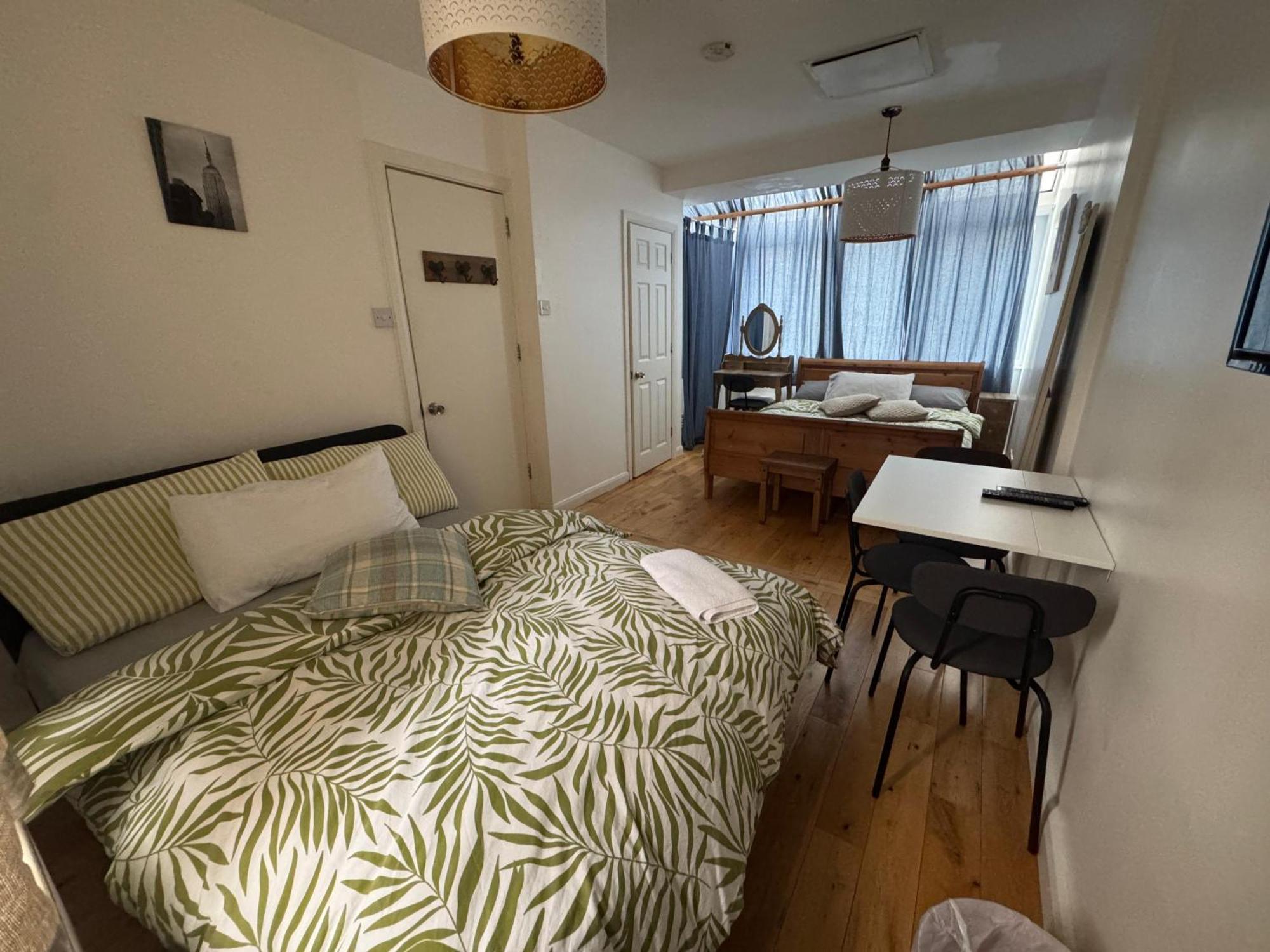 Cozy Rooms Near Central Londen Buitenkant foto